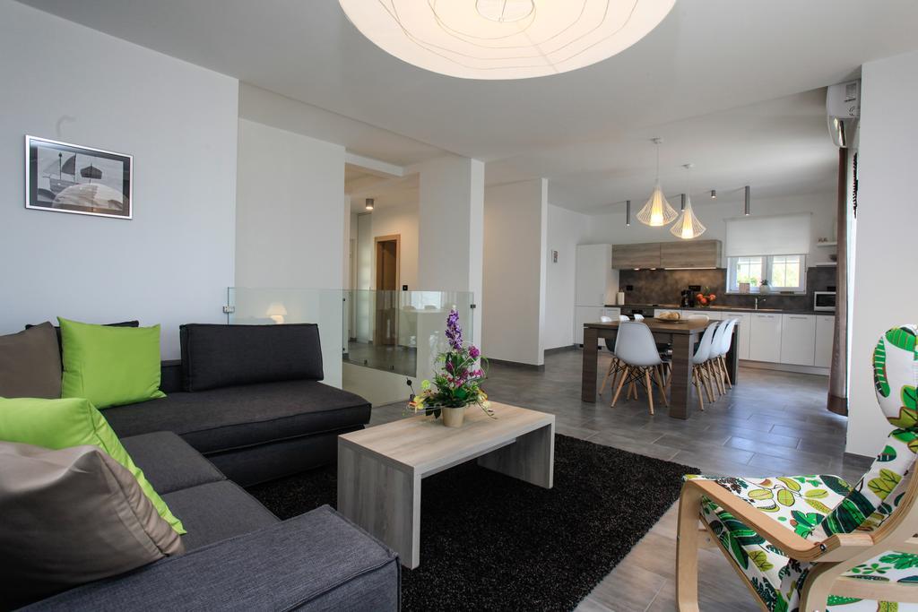 Apartments Fiora Premantura Ngoại thất bức ảnh