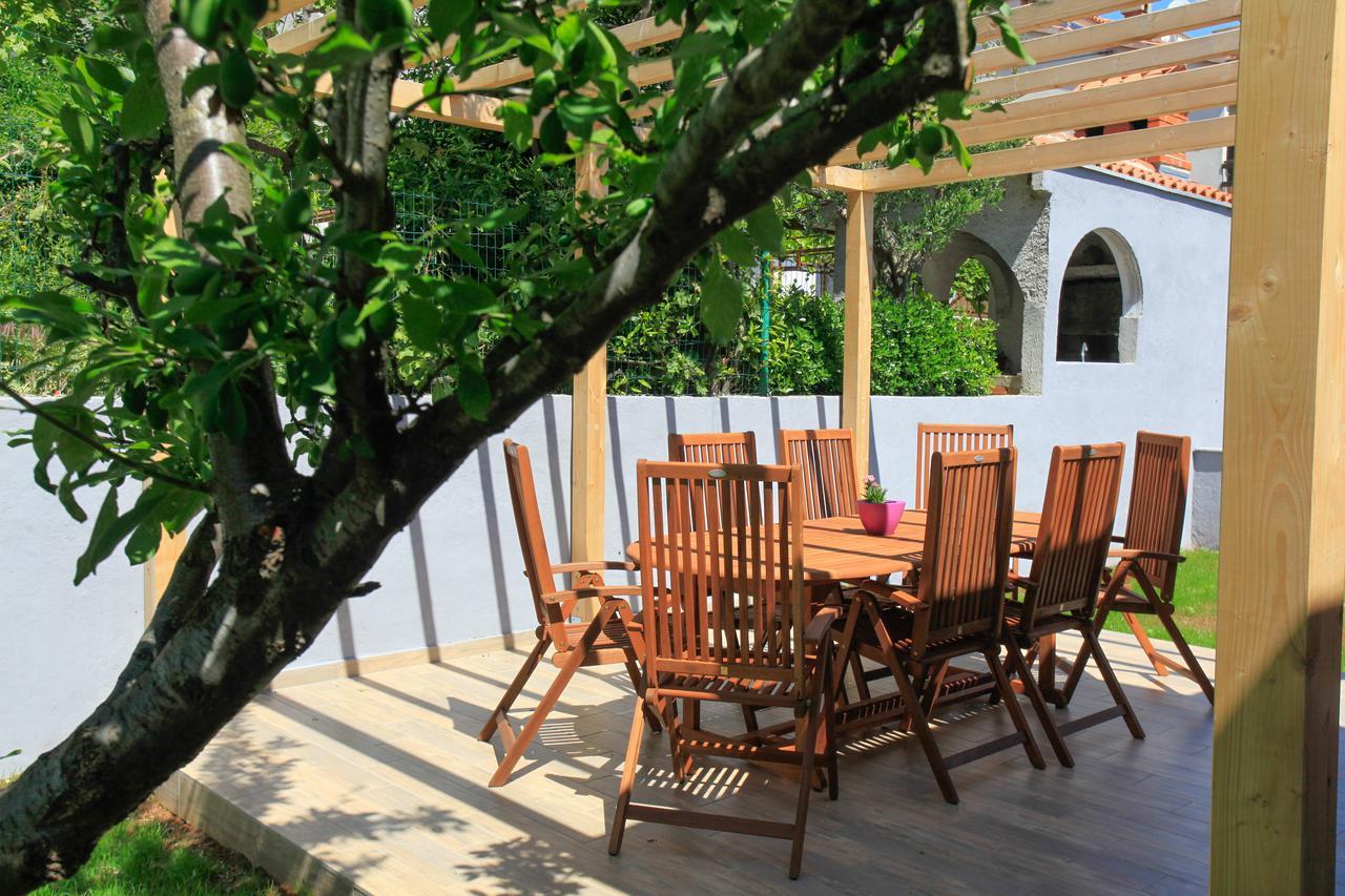 Apartments Fiora Premantura Ngoại thất bức ảnh