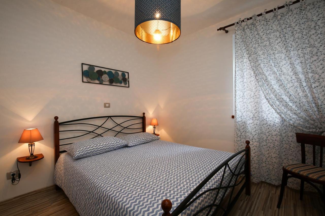 Apartments Fiora Premantura Ngoại thất bức ảnh