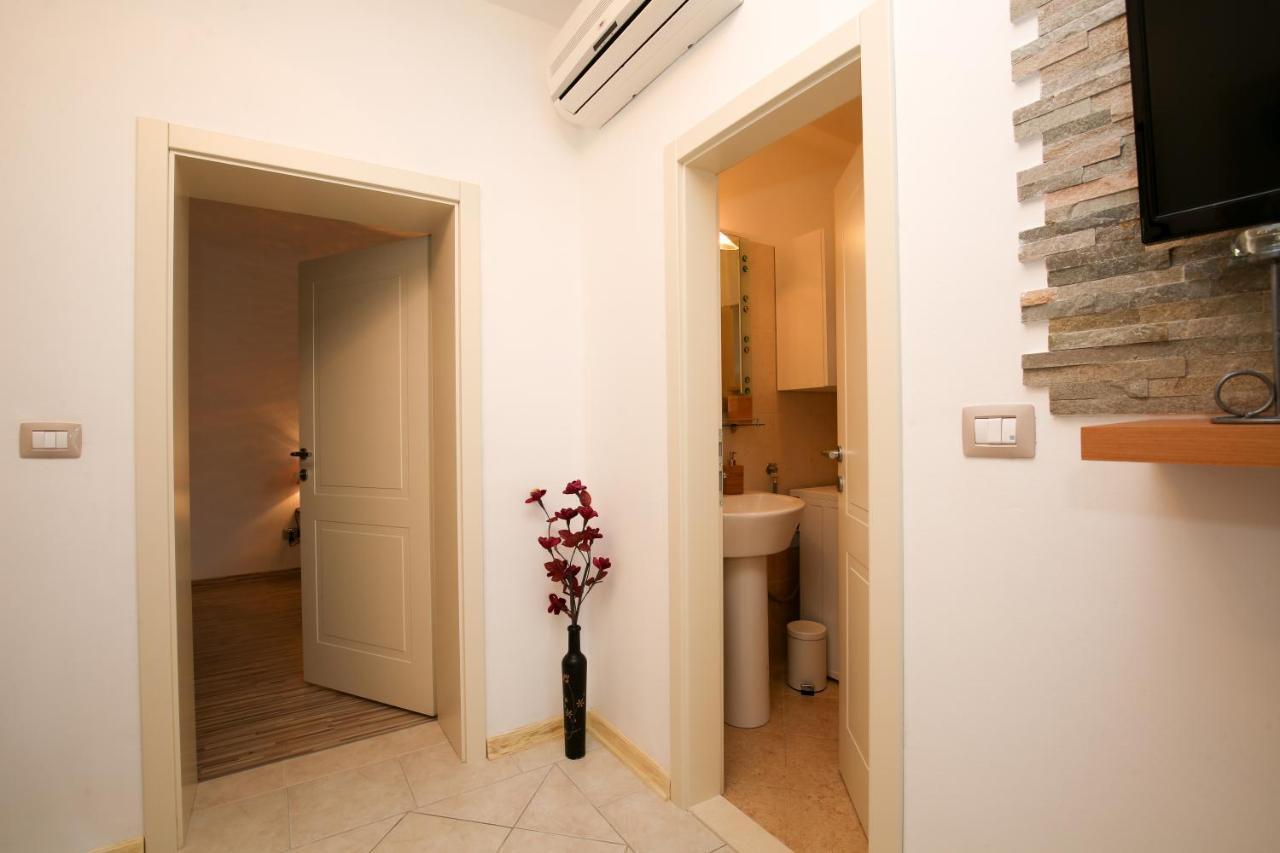 Apartments Fiora Premantura Ngoại thất bức ảnh